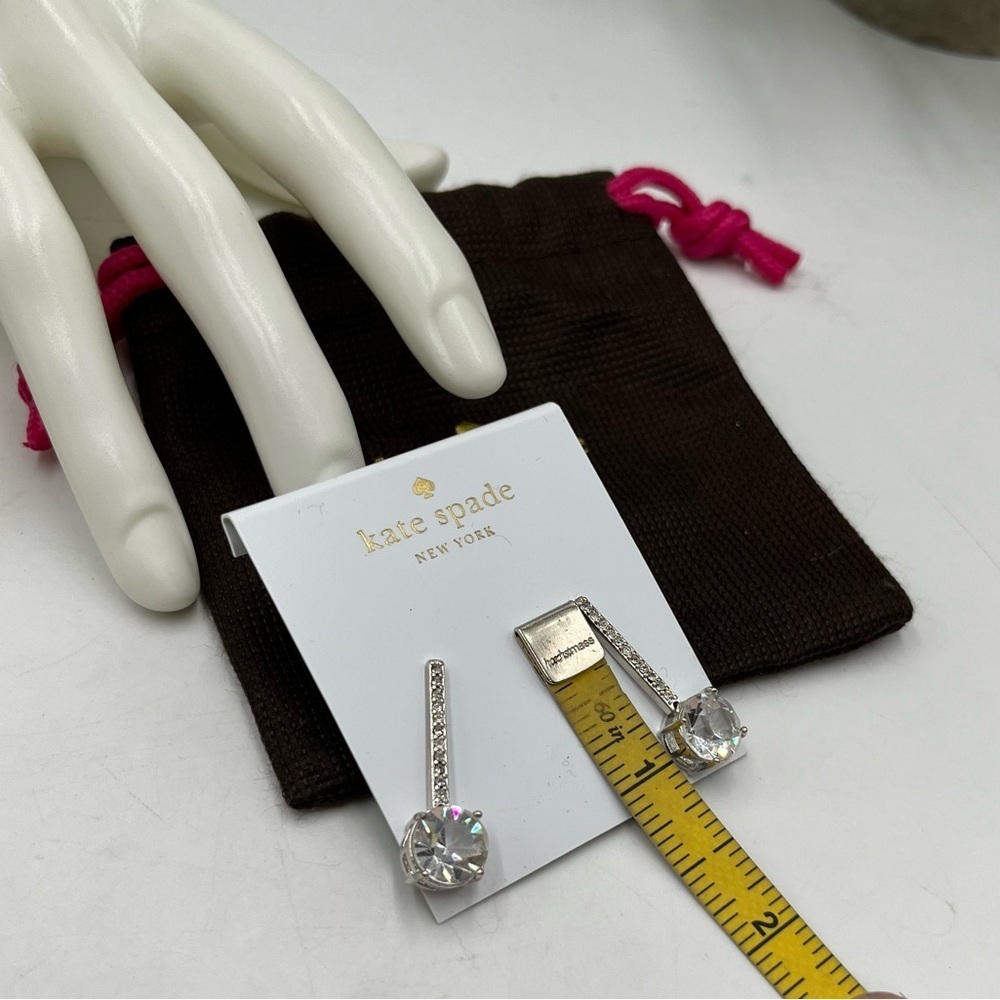 Kate Spade New York Faceted
Clink of Ice Linear Silver Plated‎ Drop Earrings New - Picture 10 of 12